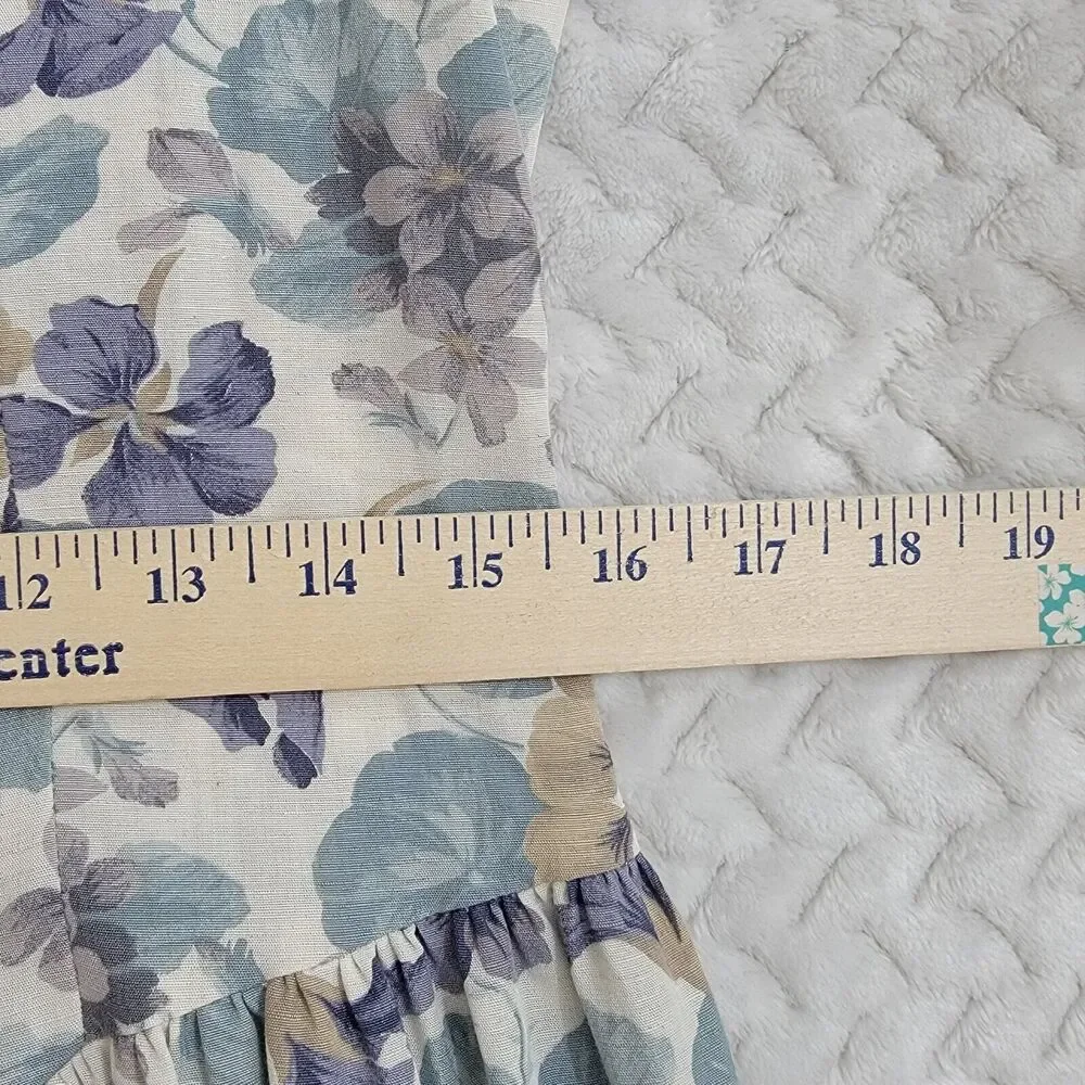 Laura Ashley excellent like